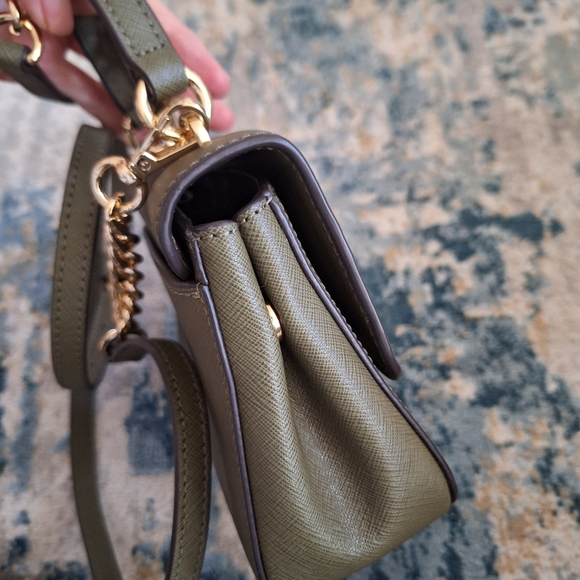 New Michael Kors Bridgette Mini TH Leather Convertible Crossbody Olive - Picture 4 of 7